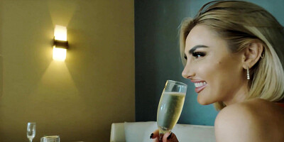 LEGENDARYX Date Nights Vol 10 with Kenzie Anne