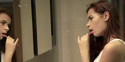 Hot redhead gets cum riding dick