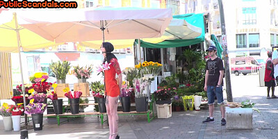 Tattooed public babe deepthroats in 3some for voyeurs