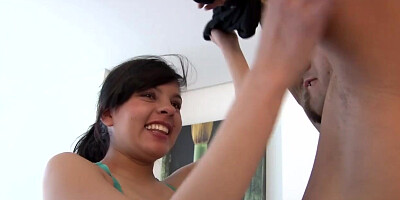 Pick up casting with busty Colombiana beauty