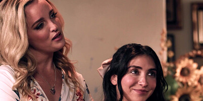 Hot strange girl came and fucks couple