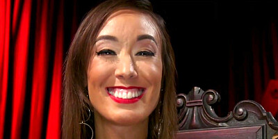 Latex domme anal fucks the gimp