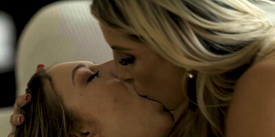 Hot Stepmom Ashley Fires Eats Her Daughter 'Lily Larimar's' Pussy