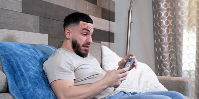 Big boner guy fucks teen stepsister at home