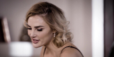 Bisex blondies sharing a big black cock