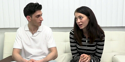 Filling beautiful pussies on therapy session