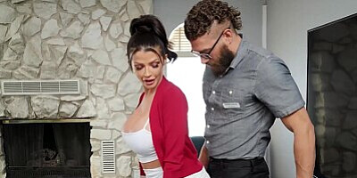 Brazzers - Tattooed Cougar Joslyn James Wants The Technician's Xander Corvus Dick Inside Her Holes