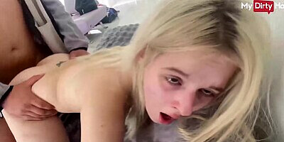 Cute babe fucked on the couch - MyDirtyHobby