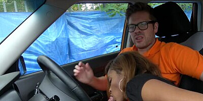 Driving School ebony learner enjoys creampie for free lessons