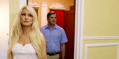 MILFY Cock-Crazy MILF Bree Shows Stranger The Art Of Zen