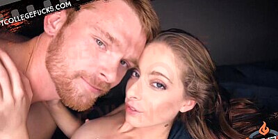 Hot College Fucks - Nikki takes Chris' hot college cock
