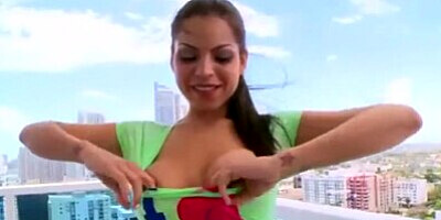 dick sucking at it's finests with yurizan beltran