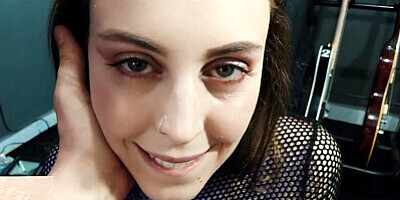 She sucked me with a slutty face