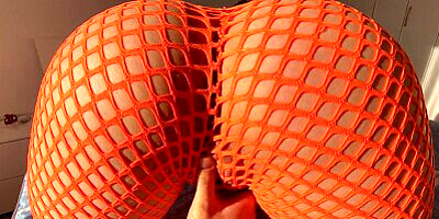 Juicy Blondie in Orange Grid Hard Fucks after Masterful Blowjob and Gets Cum on Pussy