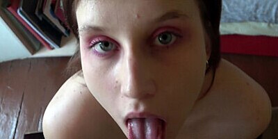 She likes to swallow sperm