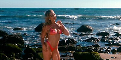 VIXEN Curvaceous Blonde model Blake seduces photographer