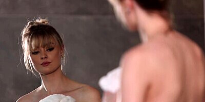 Lustful Beauty Sensually Fucks Hot Bf - HardX