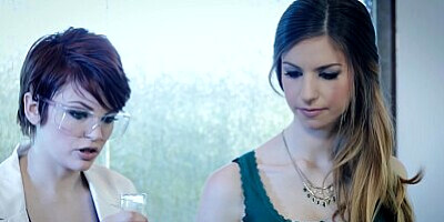 ALL GIRL MASSAGE - Sexy Lesbian Bree Daniels And Stella Cox Have Fun Testing New Massage Oil