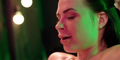 Lesbea - Petite brunette lesbian sex Jenny Doll and Lexi Dona romantic fingering and pussy licking