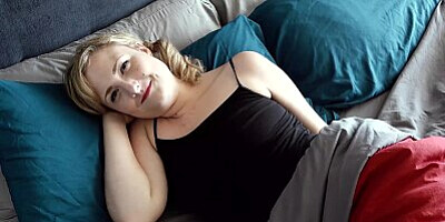 Sick Step Sister Gets Sex Medicine From Her Step Brother - Allie Amorous