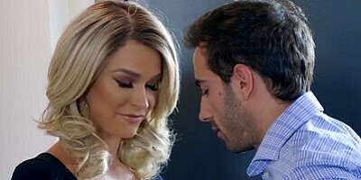 Digital Playground - Adriana Chechik and Emma Hix share lucky cock