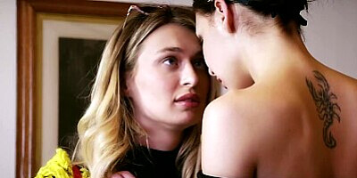 PrivateDOTcom - Natalia Starr & Henessy Do Wet Spit Threesome!