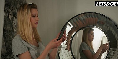 Lottie Magne Seduces Kinky Roommate Freya Mayer Into Passionate Fuck - A GIRL KNOWS