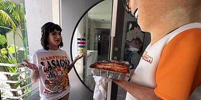 Hungry for More Than Lasagna: Lysagna DelRay Devours the PornDude Special in a Saucy Casting!