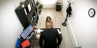 Stunner Thomas Stone - interview action - Loan4k