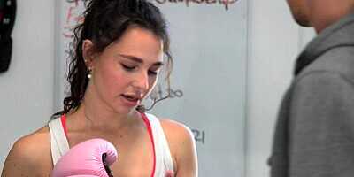 Boxing Babe Champ Liz Jordan Heats Up Practice by Pounding Coaches Cock - S1:E6