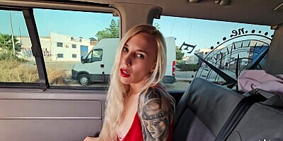 Hitchhiker pays for his trip with sex .Fake taxi