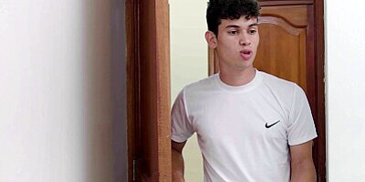 My big ass stepsister fucks my best friend, I discover them and I couldn't resist.