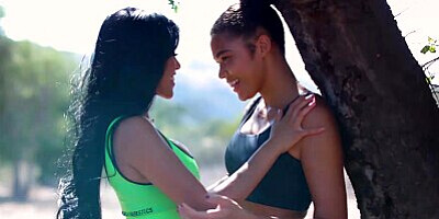 Asian Lesbo Ember Snow Seduces Ebony Teen Michelle Anderson