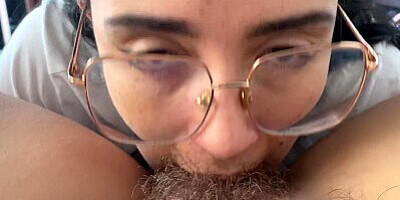 Lesbian sucking a sweet hairy bush