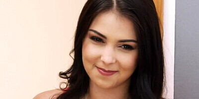 Lesbea Katy Rose Ukarinian babe lesbian scissoring in bunk bed