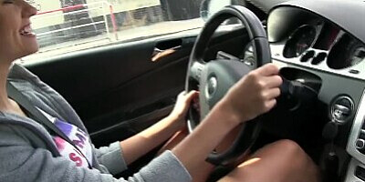 Girlfriends Lesbians make hot sextape in a car