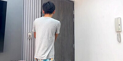 I fuck my little stepsister hard as an excuse for having eaten my cookie without my permission.