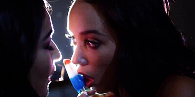 BLACKED BBC-Hungry BFFs Alexis & Emily have hot threesome