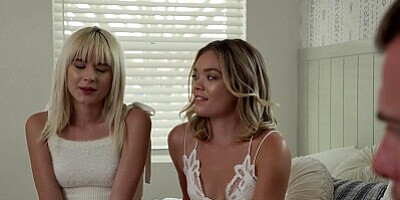 Katie Kush & Jessie Saint use Stepbro's Dick to teach Turkey stuffing Lessons - S15:E5