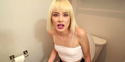 Kinky Family - Jessie Saint - Fucking blonde stepsis again