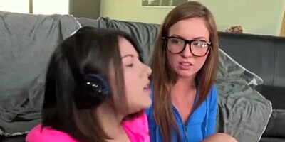 Fucking my brothers girlfriend while she games