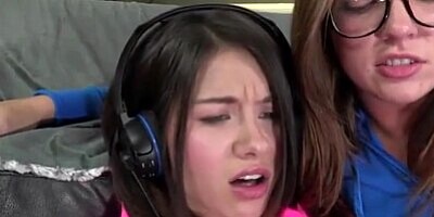 Fucking My Brother's Girlfriend While She Games