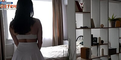 -Im Your Personal Trainer And Ill Help U Stretch YOur Pussy At Home