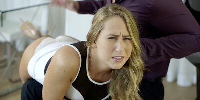 TUSHY Юную Beauty Carter трахают в задницу