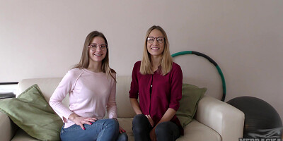 really cute lesbians kissing fingering