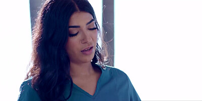 ADULT TIME - Vanna Bardot Relaxes With Oiled Up Pussy Massage From Lesbian Masseuse Jasmine Sherni