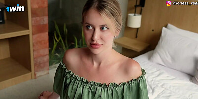 He got Turned on Byhis Stepsister Wearing Cute Stockings and Persuaded Her to...