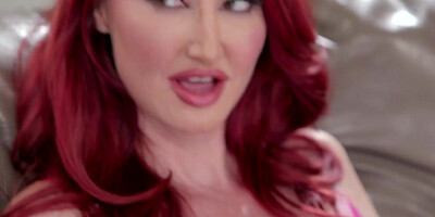 Stepdaughter fingering lesbian stepmom 2