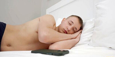 Watch sneaky Nick Morris and Oksana Katysheva's dirt