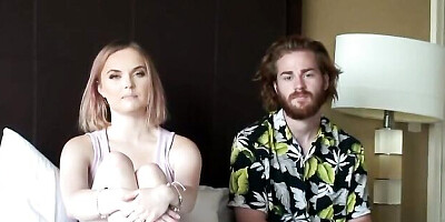 Dazzling River Fox's trimmed pussy video